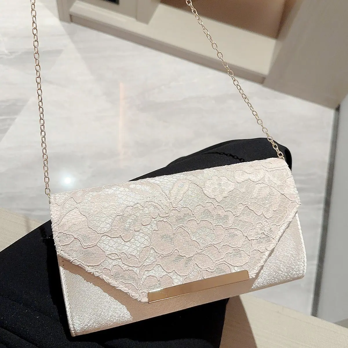 

Lace Flower Texture Evening Bags Fashionable And Temperament Lady Dinner Party Evening Clutch Bags Women Gentle Shoulder Bags