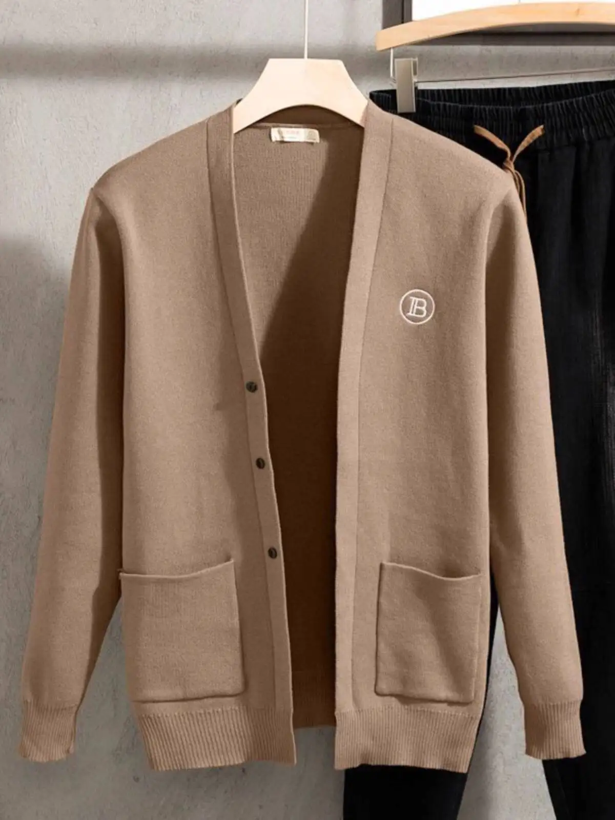 Unisex Cardigan Sweater 2025 New Men's Autumn Retro Business Knit Cardigan Jacket Trendy Sweater Outerwear Top