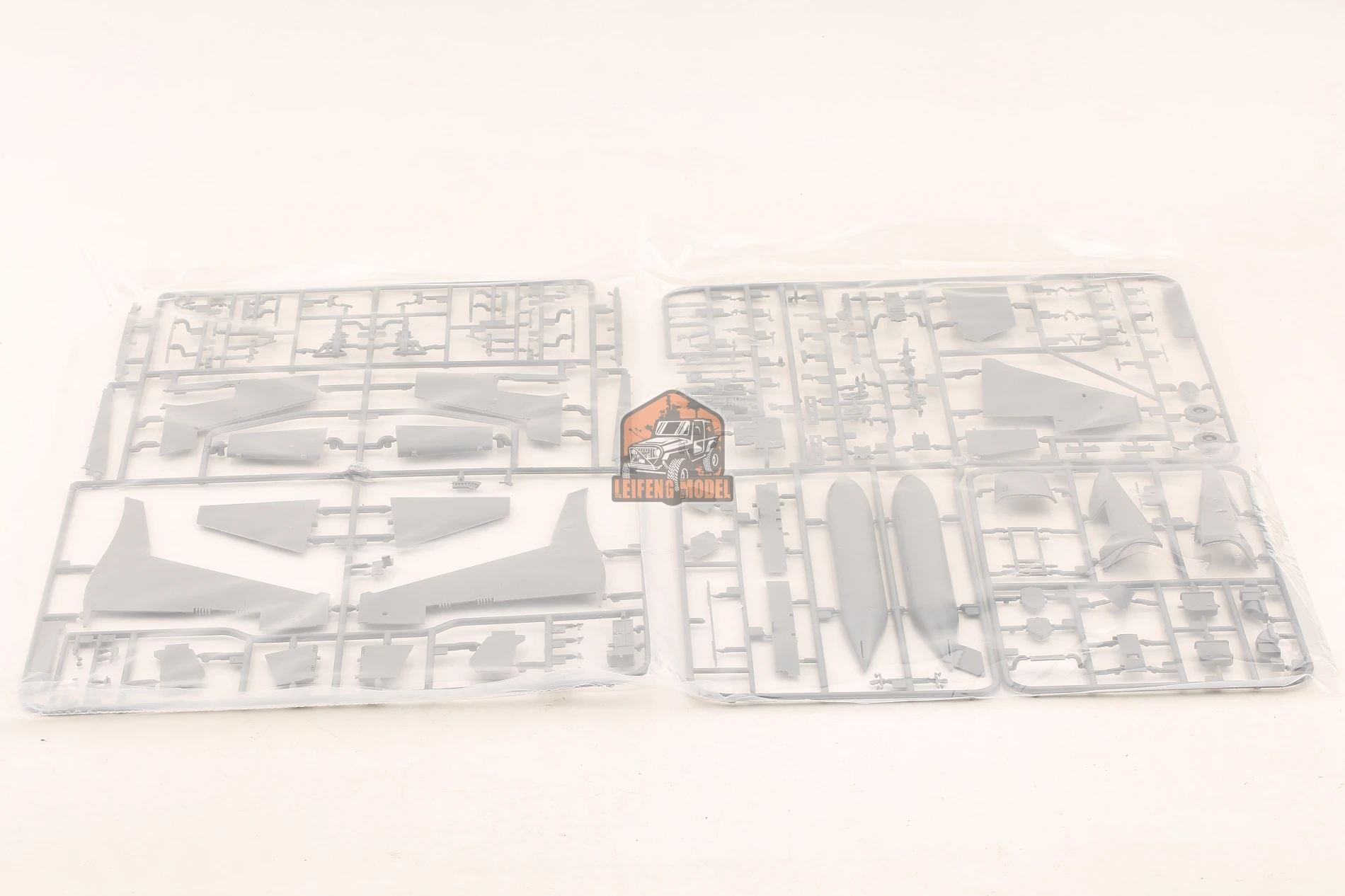 Kitty Hawk KH32019 1/32 F-5F Tiger II NEW Assembly Model Kit