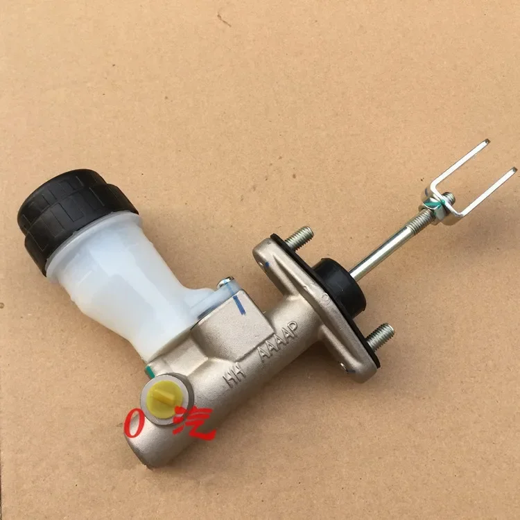 1608000-P09 Clutch master cylinder for Great wall Wingle 3/V240/5 2.2L gasoline 491 engine