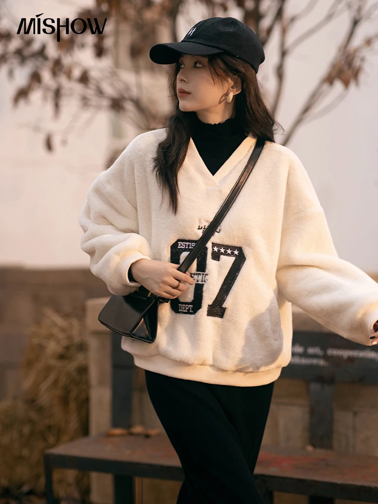 MISHOW Lamb Wool Hoodie 2022 Winter Drop Sleeves Pullover Women Clothing Korean Fashion New In Sweatshirts Streetwear MXB41W0660