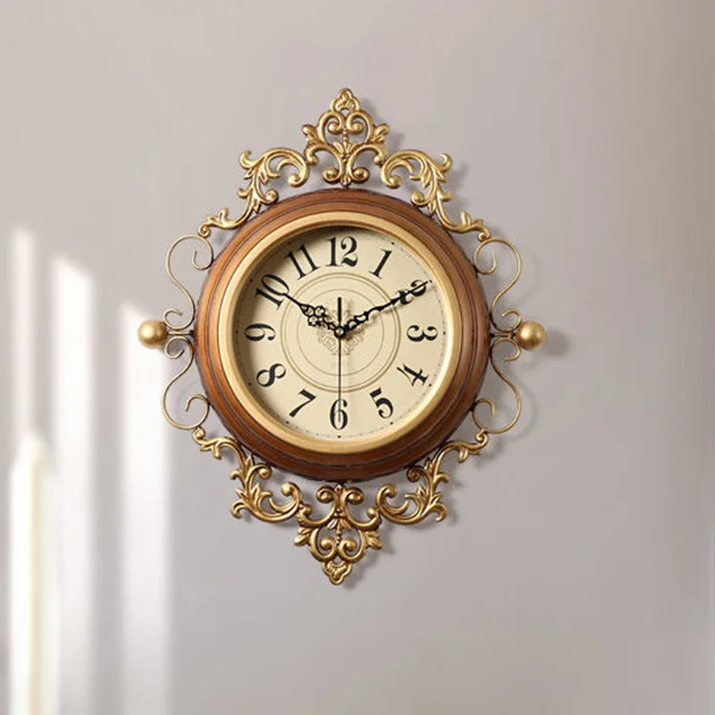 

TUDA American Country Living Room Retro Mute Metal Wall Clock European-style Study Golden Carved Large Decorative Home Clocks