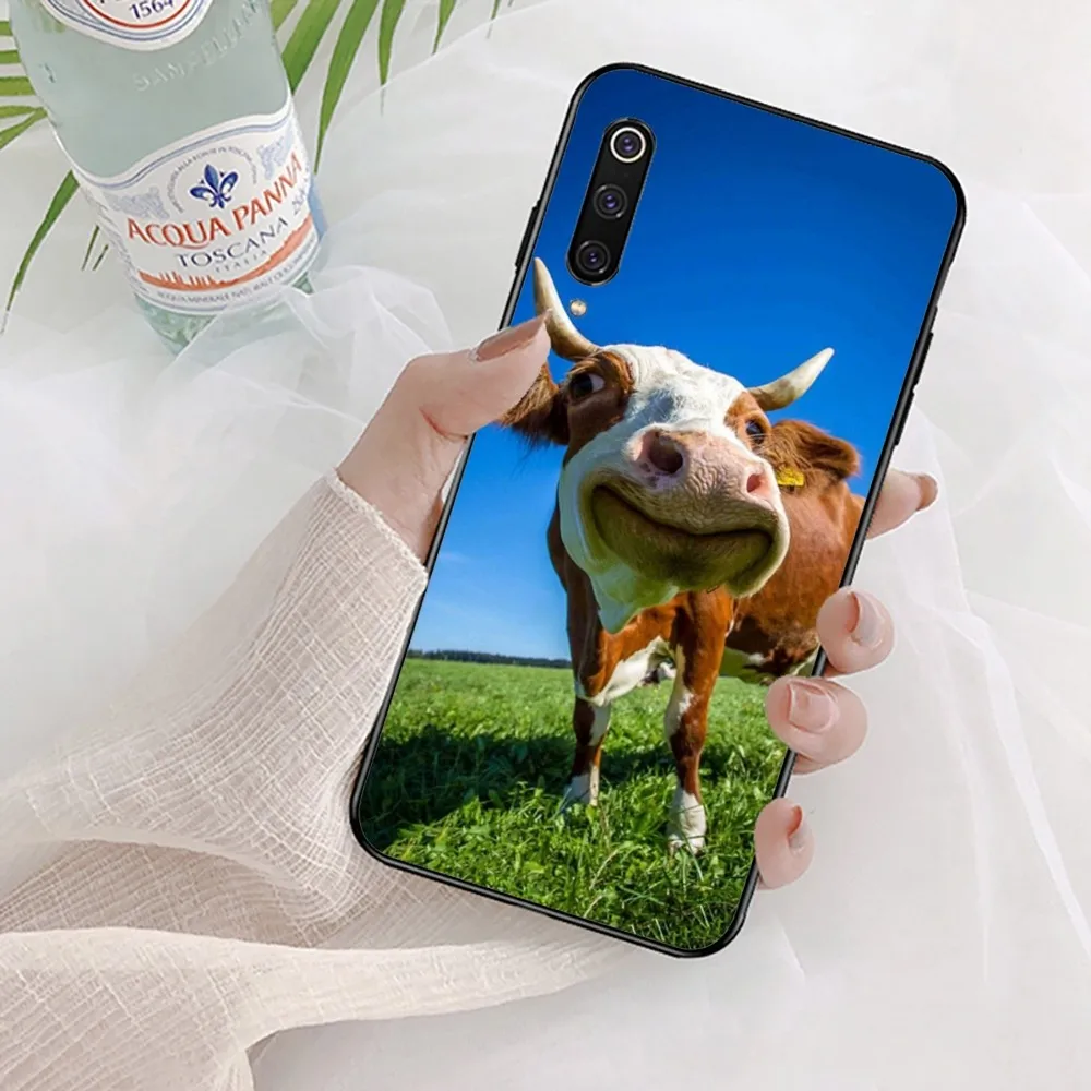 Cow Pattern Pink Dairy Cattle Cute Cartoon Phone Case For Xiaomi Mi 5X 8 9 10 11 12 lite pro 10T PocoX3pro PocoM3 Note 10 pro