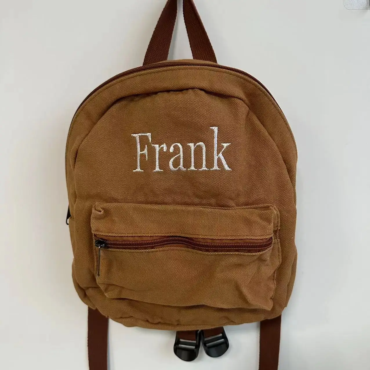 

Washed Canvas Personalized Embroidered Name Backpack Retro Boys Girls Outdoor Student Schoolbag Custom Solid Color Canvas Bag