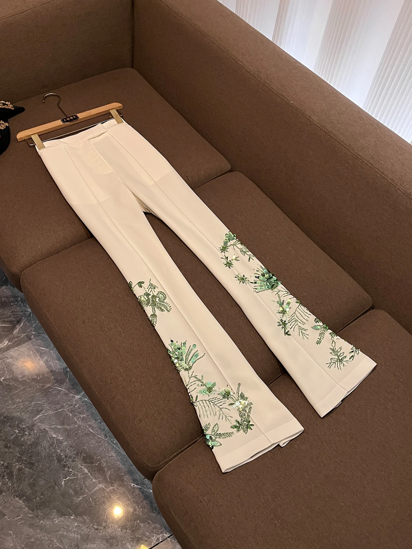 

Новые модные брюки Celebrity Fashion с тяжелой вышивкой бисером AP298, весна 2026, с высокой талией, из полиэстера, профессиональный стиль для работы и повседневной носки