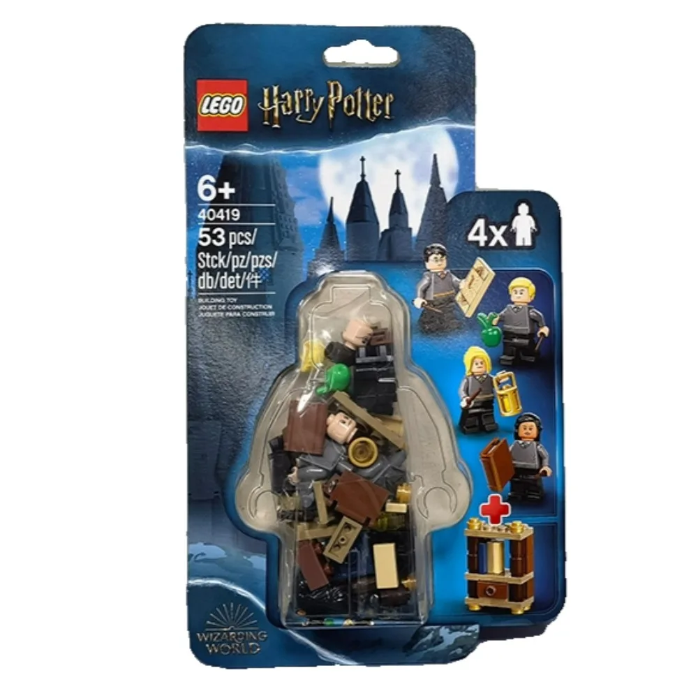 

LEGO Hogwarts Students Accessory Pack Harry Potter 40419 Slytherin, Draco Malfoy clutches a wand and an apple