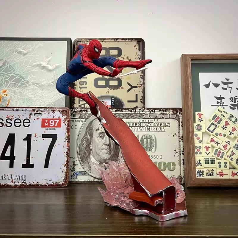

Фигурка Человека-паука Marvel, настольное украшение из смолы, коллекционная статуэтка премиум-класса, подарок на день рождения, Рождество для мальчиков, друзей-мужчин