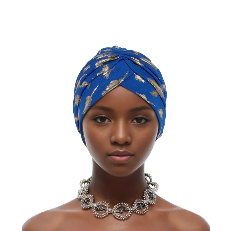 Boné de turbante de penas estampado a ouro para mulheres, envoltório africano, gorro de cabeça plissada, lenço muçulmano, chapéu feminino