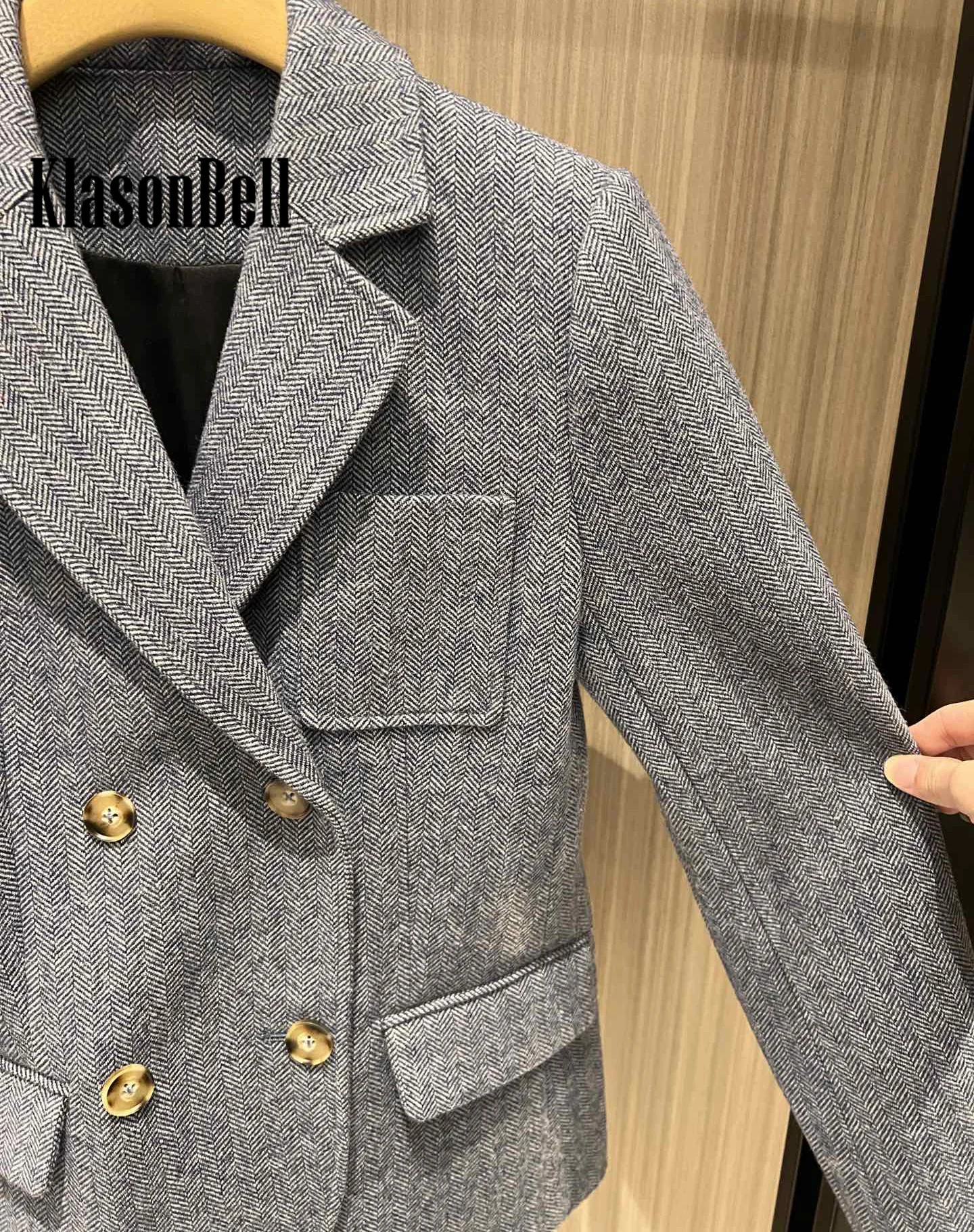 11.20 KlasonBell Noble Elegant Double-Breasted Herringbone รูปแบบขนสัตว์ Blazer สามกระเป๋าออกแบบปก Slim Jacket ผู้หญิง