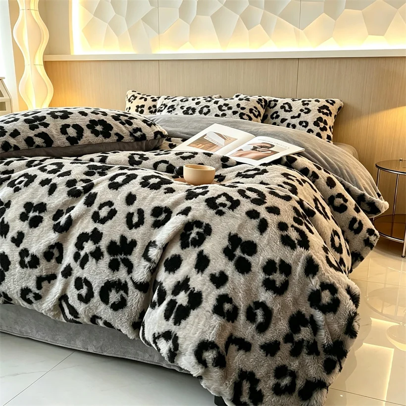 Winter Thick Leopard Print Faux Rabbit Fur Duvet Cover Set Warm Bedding Set Double-Sides Fleece Velvet Bed Sheet Set Pillowcase
