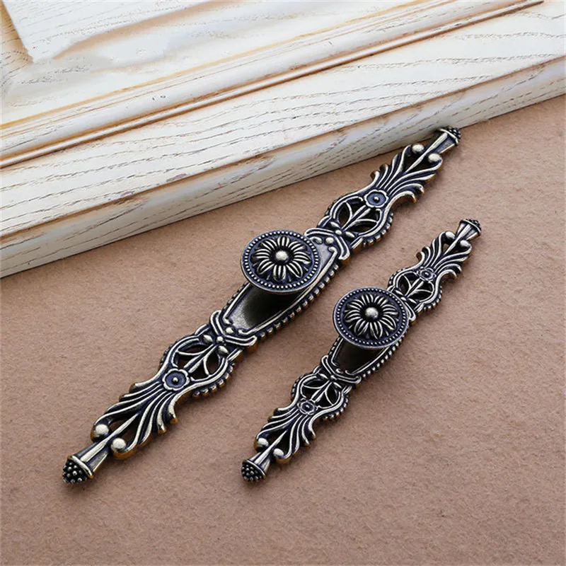 KK&FING Antique Cabinet Zinc Alloy Handles Wardrobe Drawer Knobs Kitchen Cupboard Door Pulls European Furniture Handle Hardware