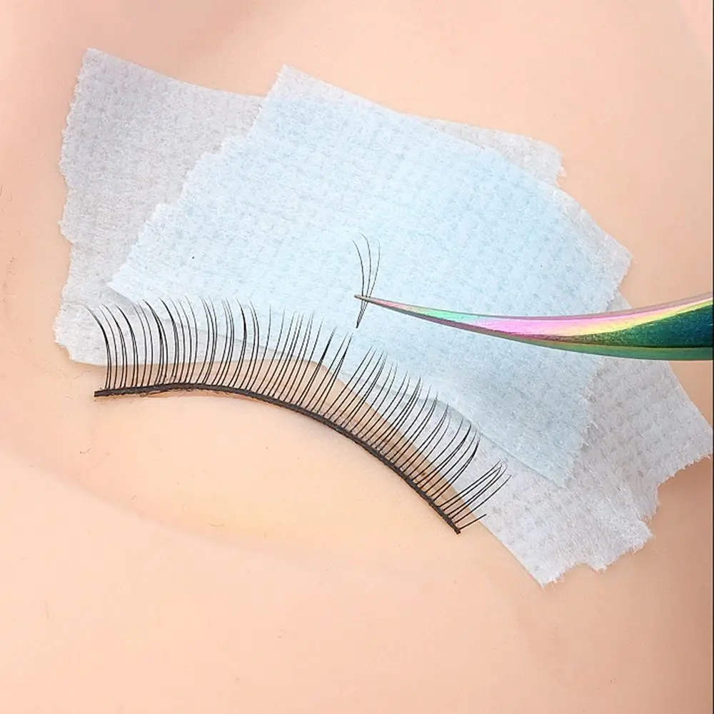 2 Rolls Silicone Gel Eyelash Extension Tape Non-woven Pain-Free Removal Makeup Lash Tape Gentle Breathable Under Eye Pads tool