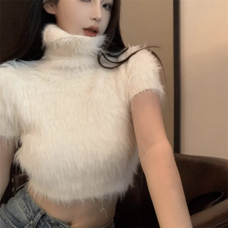 

Черно-белый кофейный свитер с высоким воротником из искусственного меха норки, короткая пушистая вязаная футболка, новинка 2025, осенний пуловер с короткими рукавами, теплый топ