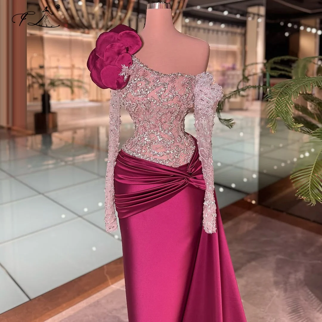 Vestido Sereia Borgonha com Pétalas, Tomara que Caia, com Cauda, Elegante para Coquetel, Festa e Ocasiões Formais, Personalizado