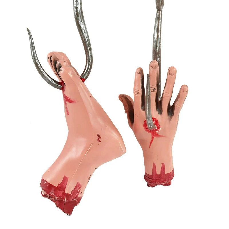 

1pc Halloween Blood Props Fake Scary Bloody Hands Feet Hanging Ornaments for Haunted House Bar Halloween Party Home Decorations