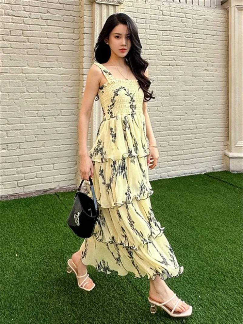 2024 Summer New Chiffon Sweet Print Square Collar Ruffles Cake Dress Elegant Chic Lightweight Dress Party Beach Style Vestidos