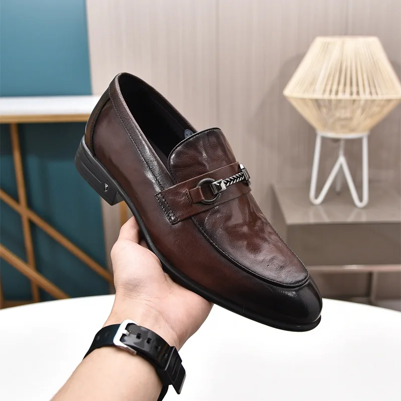 

2023 new men's leather shoes head layer cowhide business formal men's leather shoes low top Korean version of a slip-on suit sho