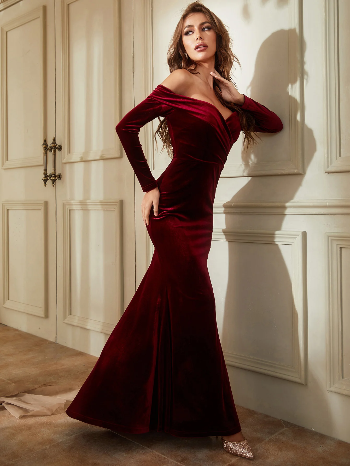 YISIKADO Giffniseti Off Shoulder Velvet Formal Dress evening dress 2024