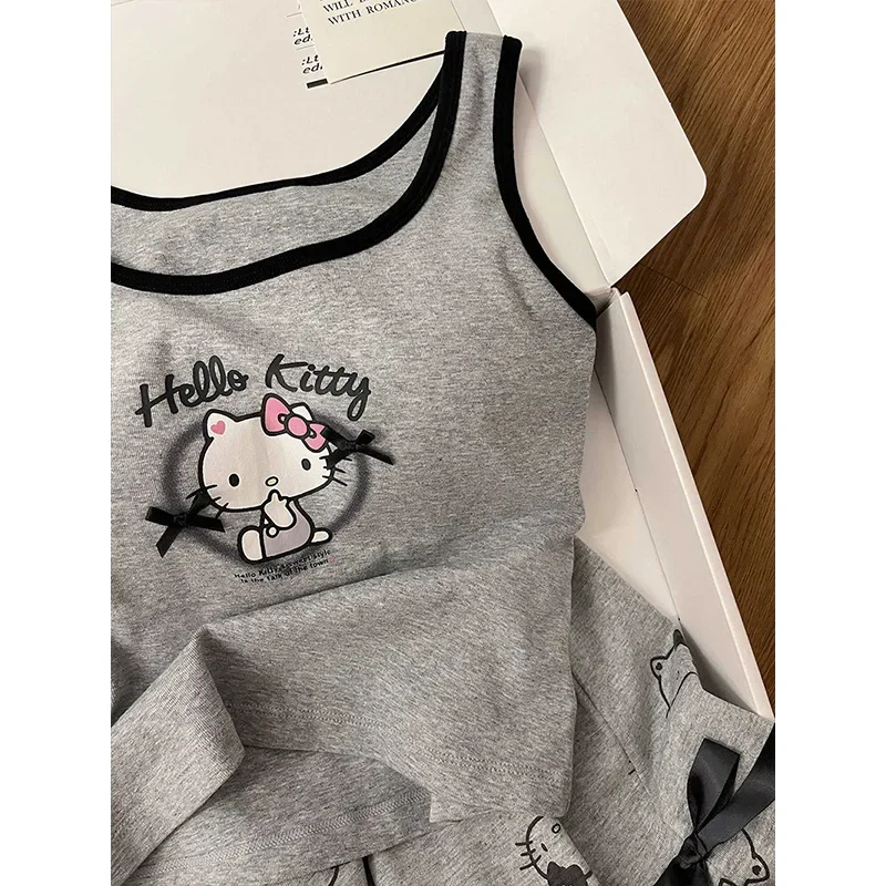 Sanrio Miniso Hellokitty Casual Pajamas Suit Sleeveless Pad Tops Shorts 2 Piece Sets Girls Bowknots Grey Sleepwear Women Clothes