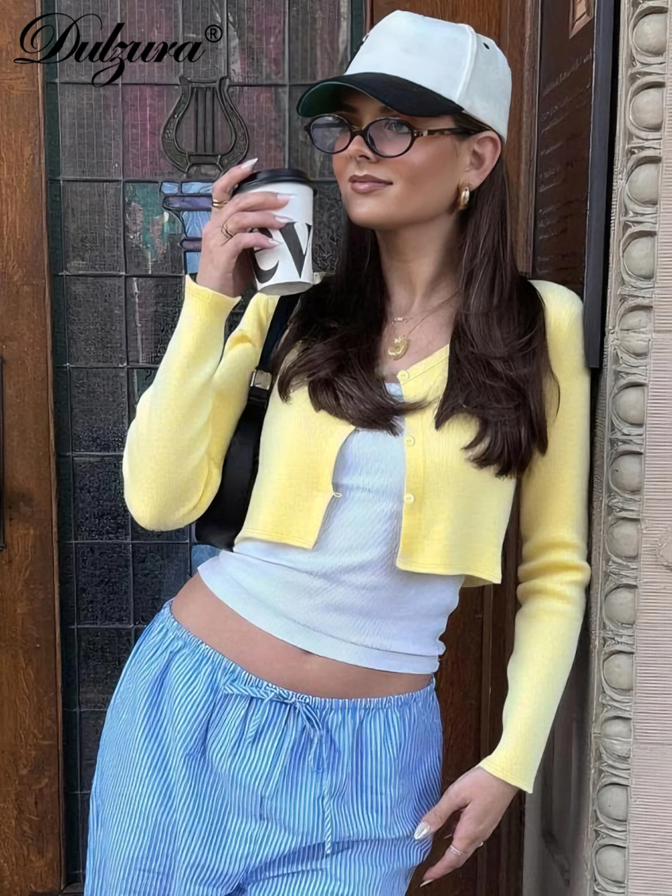 Dulzura col en v à manches longues coupe ajustée simple boutonnage T-Shirt femmes solide décontracté élégant Y2K haut fête Club rue tenue d'été