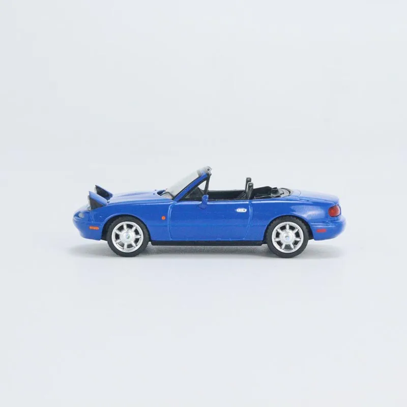 MINI GT 1:64 Scale Mazda Miata MX-5 (NA) Alloy Sports Car Model