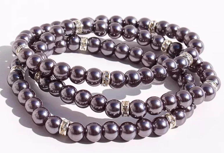 Qingdao foreign trade jewelry niche high-grade grey purple Pearl Flash diamond elastic ring bracelet three sets of bracelets