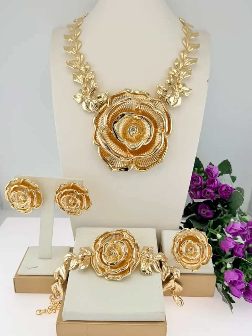 Luxury Three Tone Rose Flower Shape Brazilian Jewelry Stunning llaveros Collar Pulseras pin Pendient tentacles Anillo 4PC Set