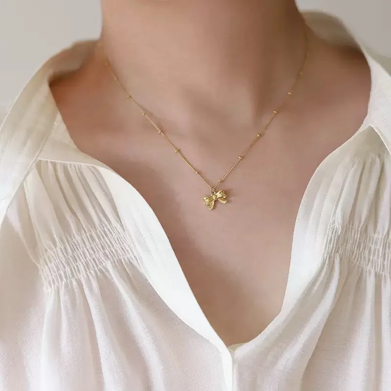 Runaway princess bow necklace, titanium steel that won’t fade, 18k gold plated, 2025 new light luxury butterfly
