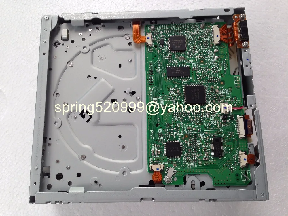 הערכה ותיעוד של Disk Loader למכונת CD לרכב – Opuradio RCD510