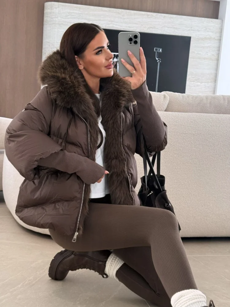 

Женские зимние шикарные теплые куртки оверсайз из хлопка с меховыми вставками, с капюшоном, воротником-стойкой и молниями, однотонные, утолщенные, 2025