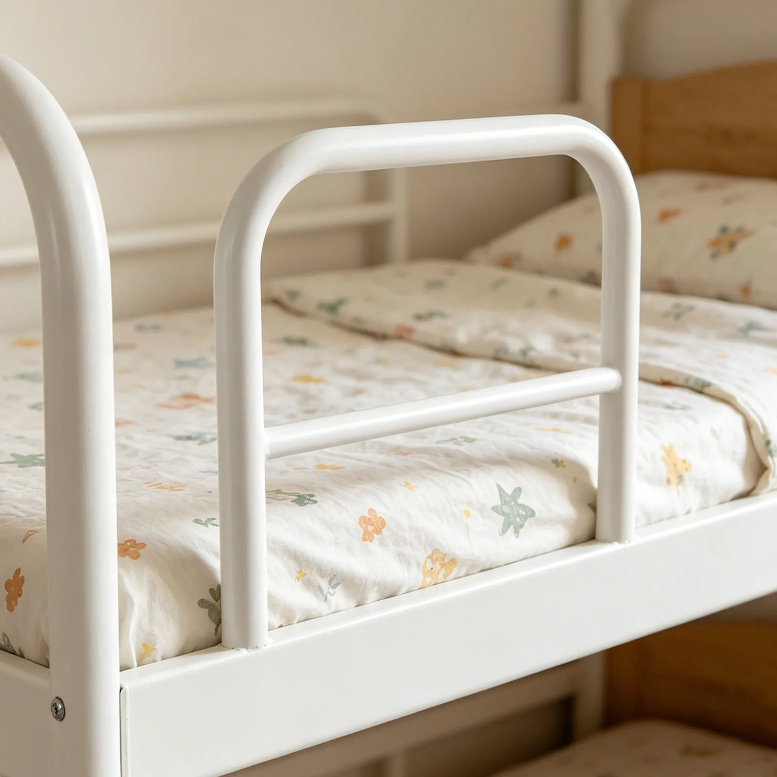 Bed Rails Safety Assist Bar Extra Height Metal Bedside Handrail No-Drill Install for College Dorm Bed Rail Safety Guard