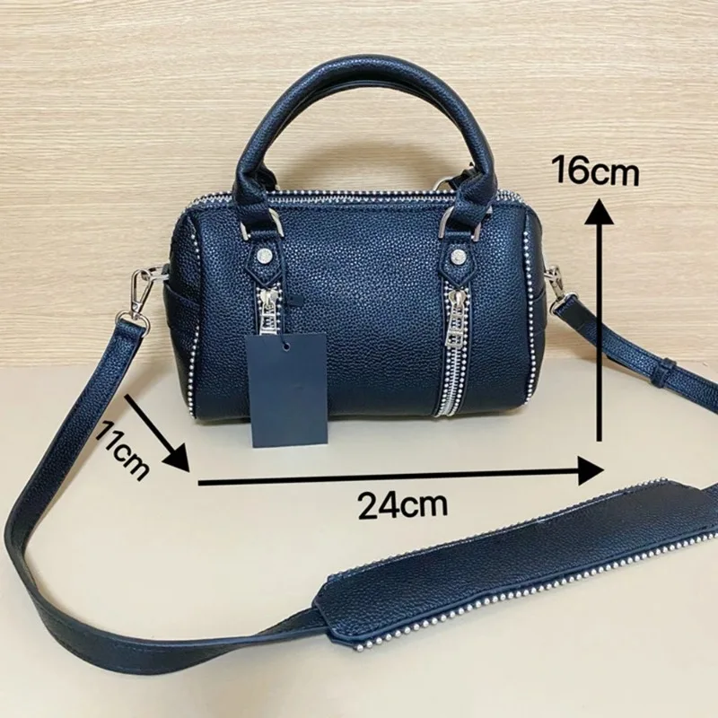 

2025 New PU Vintage Crossbody Bag - Shoulder Bag - Black Rivet Vintage Crossbody Bag - Elegant Design - Casual Women's Handbag