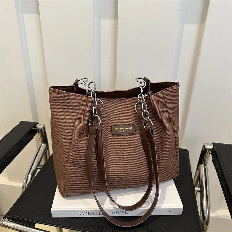 حقيبة حمل ذات سعة كبيرة بلون سادة، حقيبة نسائية بكتف واحد، حقيبة ركاب بسيطة