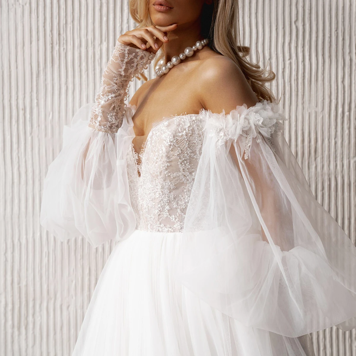 Abiti da sposa romantici in pizzo di tulle con perline Abito da ballo a maniche lunghe per la sposa Abito da sposa gonfio senza nero per le donne Abiti novia