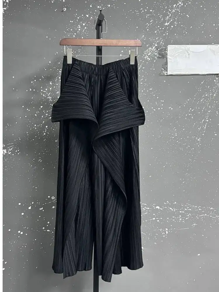 EAM Black Pleated Irregular High Elastic Waist Wide Leg Pants New Loose Trousers Women Fashion Tide Autumn 2026 30A2833