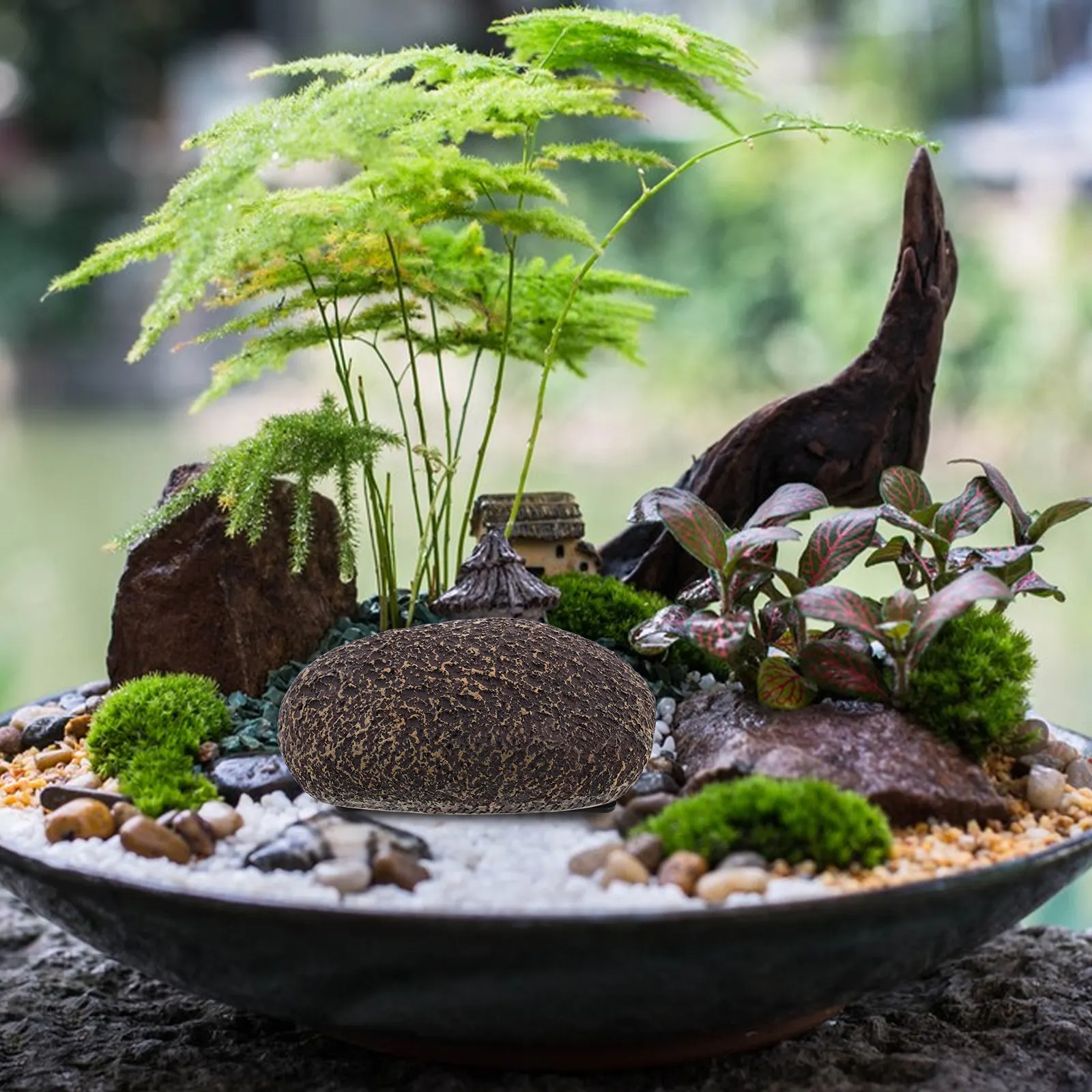Outdoor Key Hider Rock Style Resin Stone Shaped Key Storage Box Garden Porch Patio Flower Bed Hidden Spare Keys Decorative