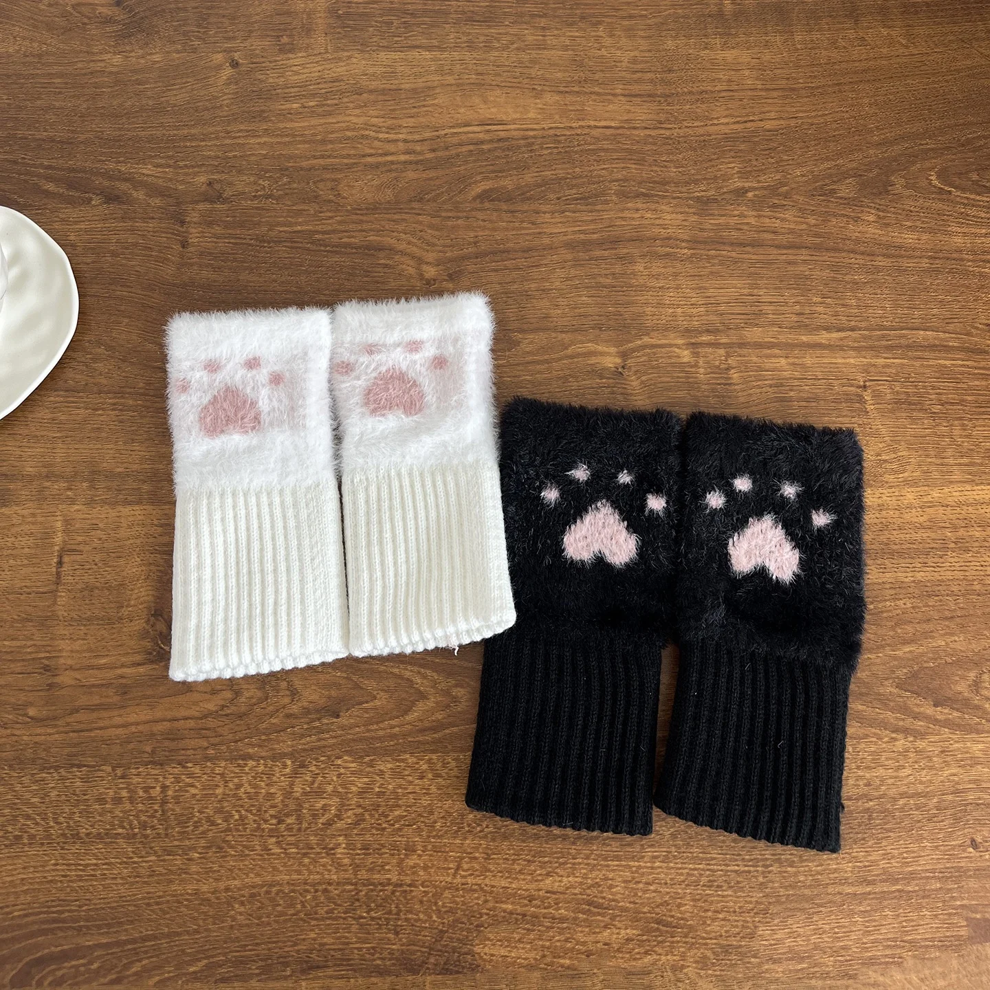 

Милые вязаные перчатки с кошачьим когтем и половиной пальца, зимние утолщенные теплые наручники, студенческие перчатки без пальцев для письма, морозостойкие плюшевые перчатки