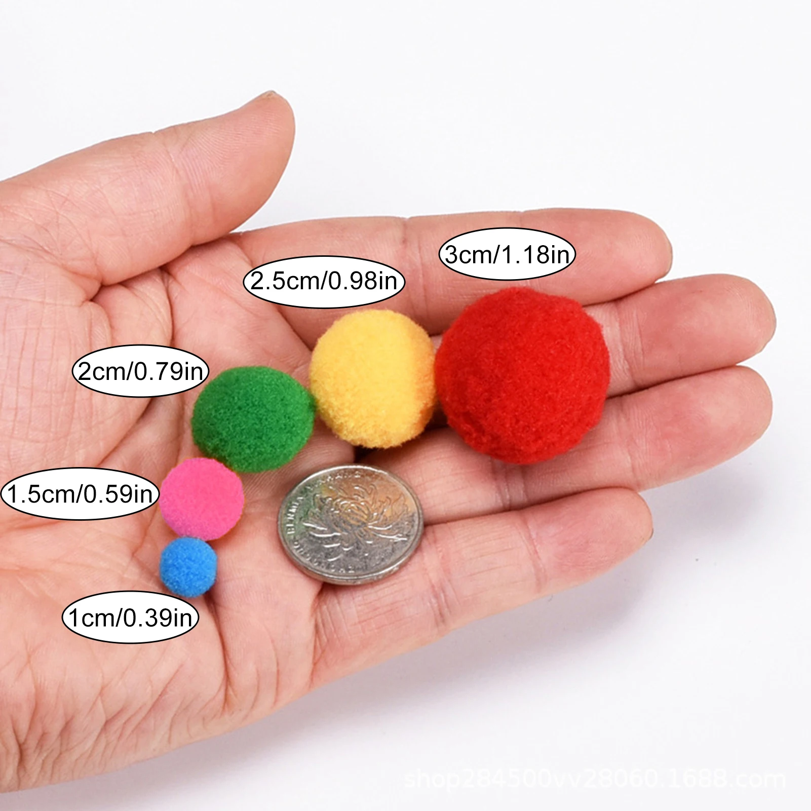 

130 шт. разноцветных пушистых помпонов для поделок, мягкие плюшевые шарики для детских праздников и домашнего декора