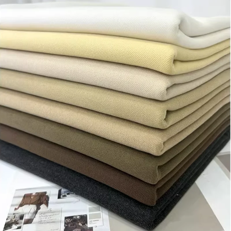 ウールツイルサージファブリック、エラスティックブラシ、暖かい布地、DIY縫製、パンツ、コート、ドレス、スカート、1mあたり680g