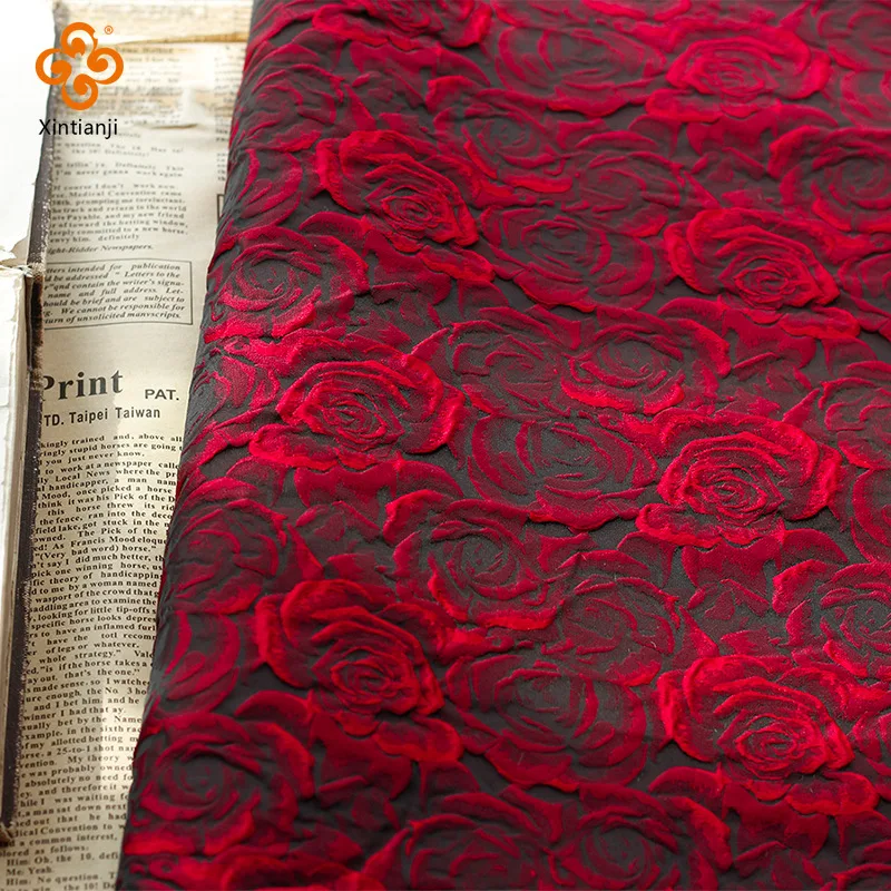 1 Yard Embossed Dark Red 3D Rose Jacquard Fabric Black Yarn-dyed Jacquard Cloth Women\'s Dress Suit Bag DIY Sewing Fabric TJ7517