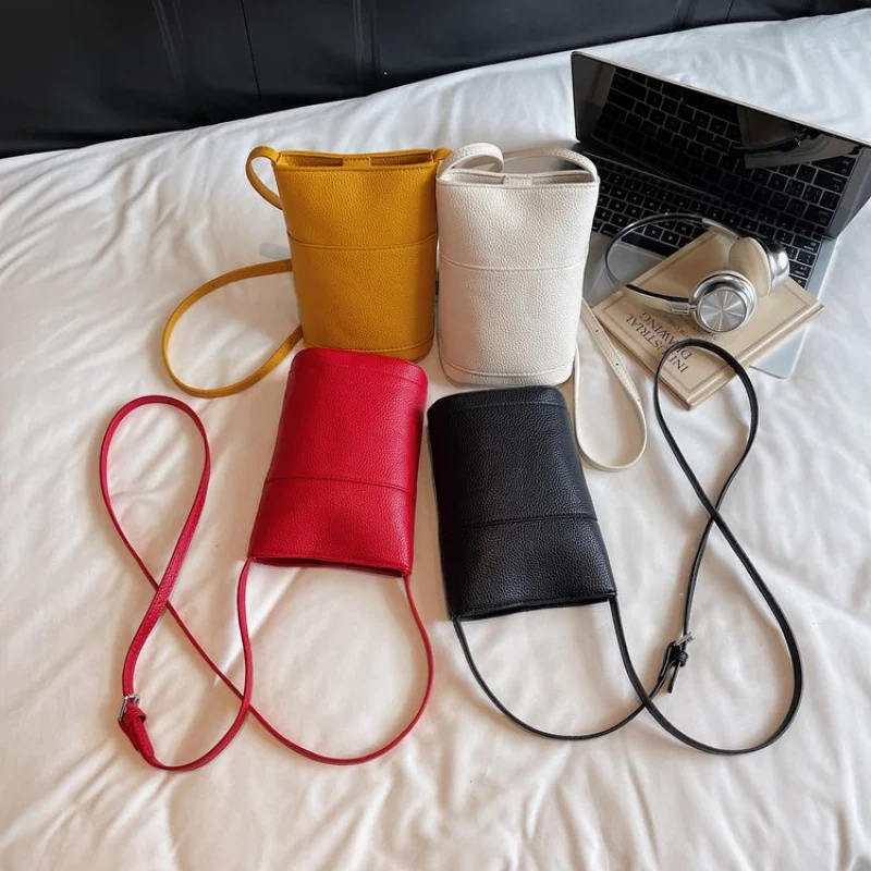 

Stylish Leather Crossbody Bag Women Zipper Closure Anti-Theft Compartment Lightweight Waterproof Best-Selling Commuter Bag​