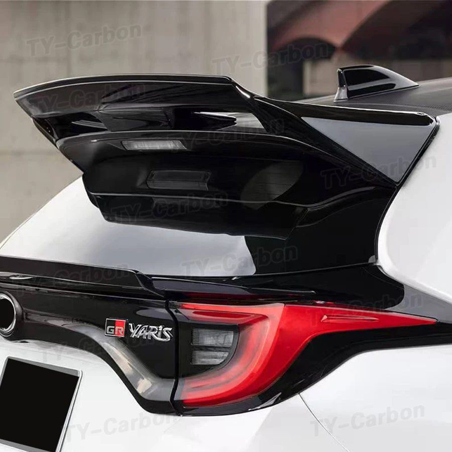 Hight Quality Car Rear spoiler For Toyota GR Yaris Real Carbon Fiber Rear Roof Spoiler Rear Wing K Style Car Bodykits GR Yaris