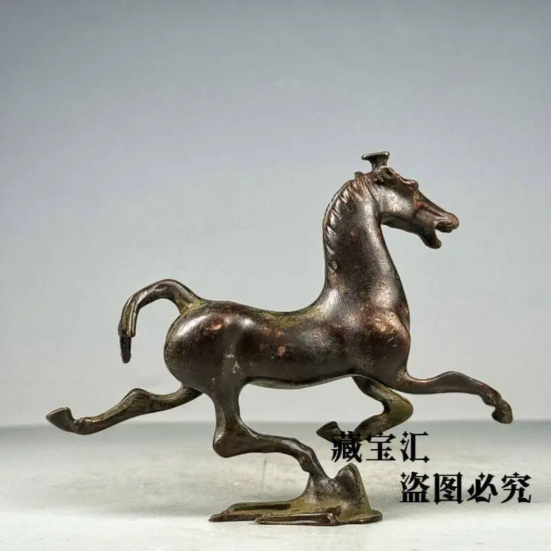 Old Tibetan Antique Purple Copper Old Skin Horse Treading Flying Swallow Home Desktop Decoration Ornament