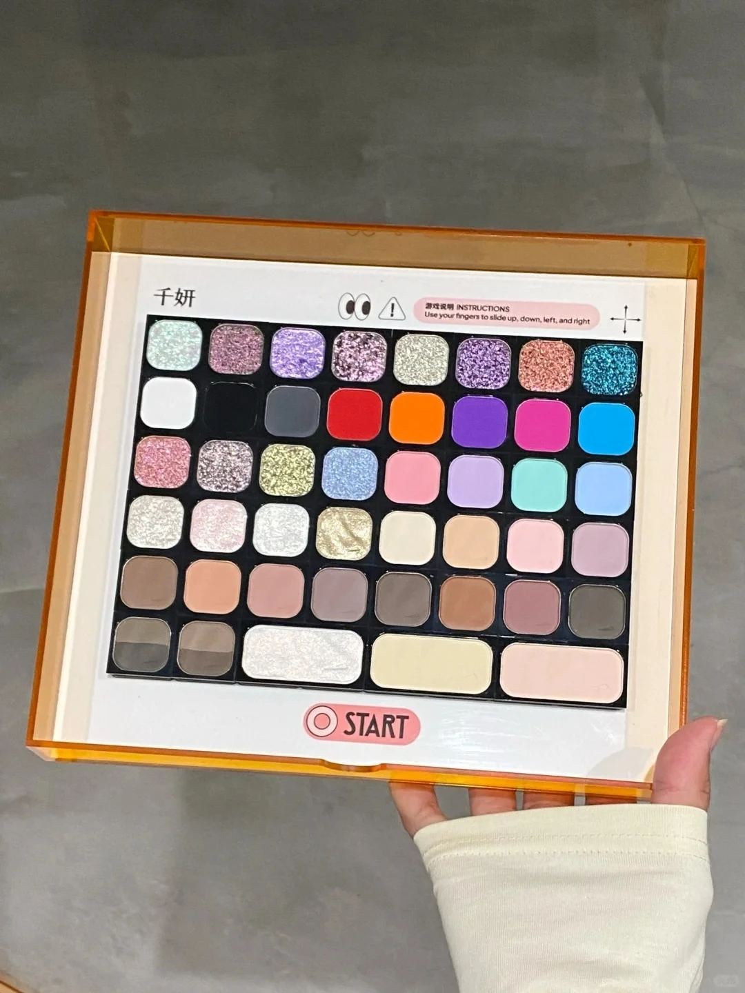 Qianyan واحد الحرباء عينيه بيرليسسينت ماتي مسحوق كريم لامع الظل متعددة الأغراض أحمر الخدود تسليط الضوء على نسيج البطاطس