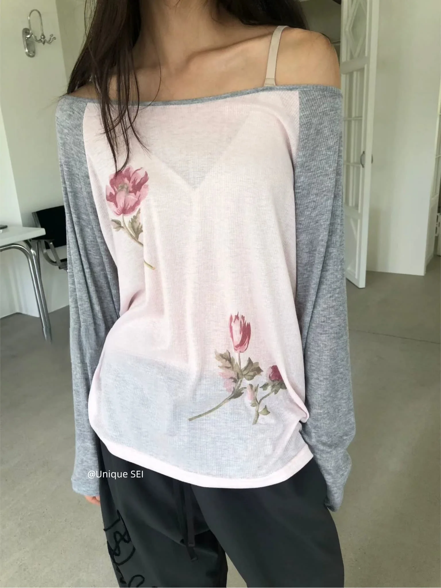 Unique SEI Korean Style Loose Fit Long Sleeve T-Shirt Shoulder Bared Casual Thin Shirt for Women Floral Print Breathable Summ...