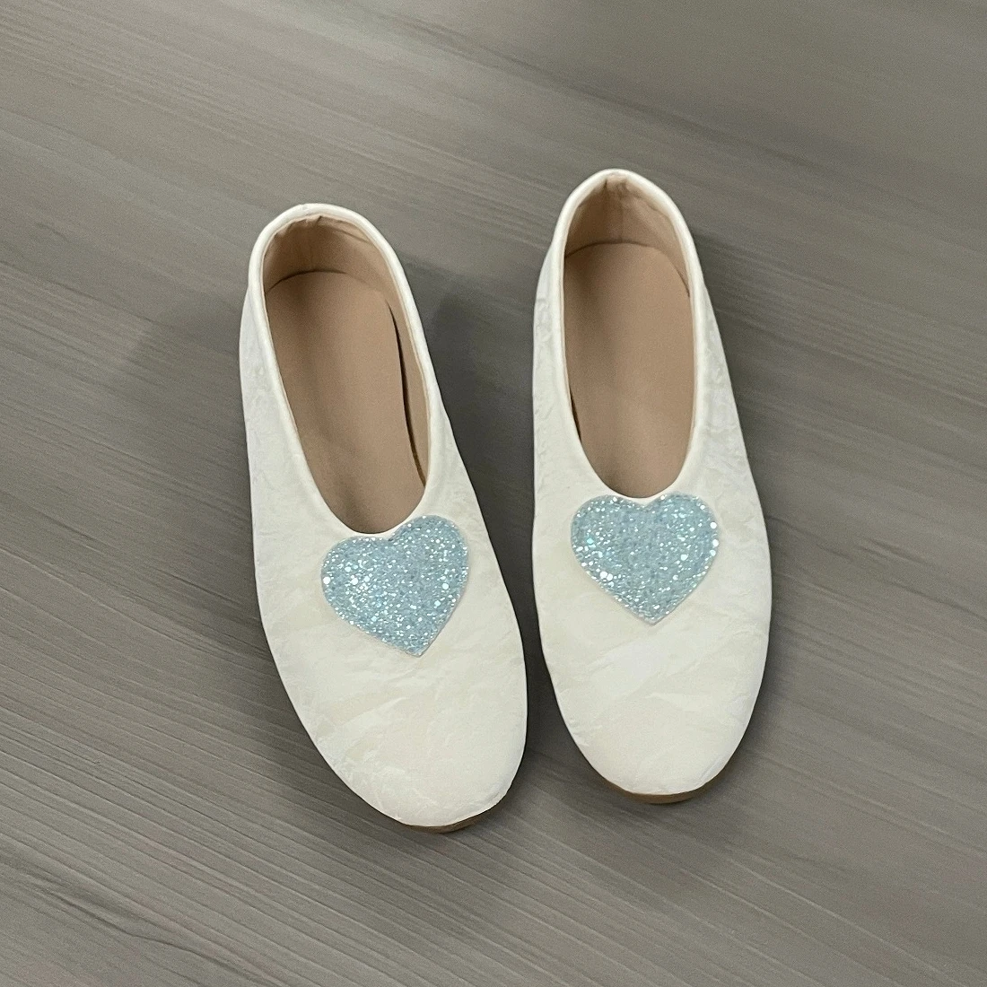 

Xingliupi New Arrival Leather Woman's Casual Flats Shoes Round Toe Ladies Shoes Retro Summer Comfortable Fabric Shoe