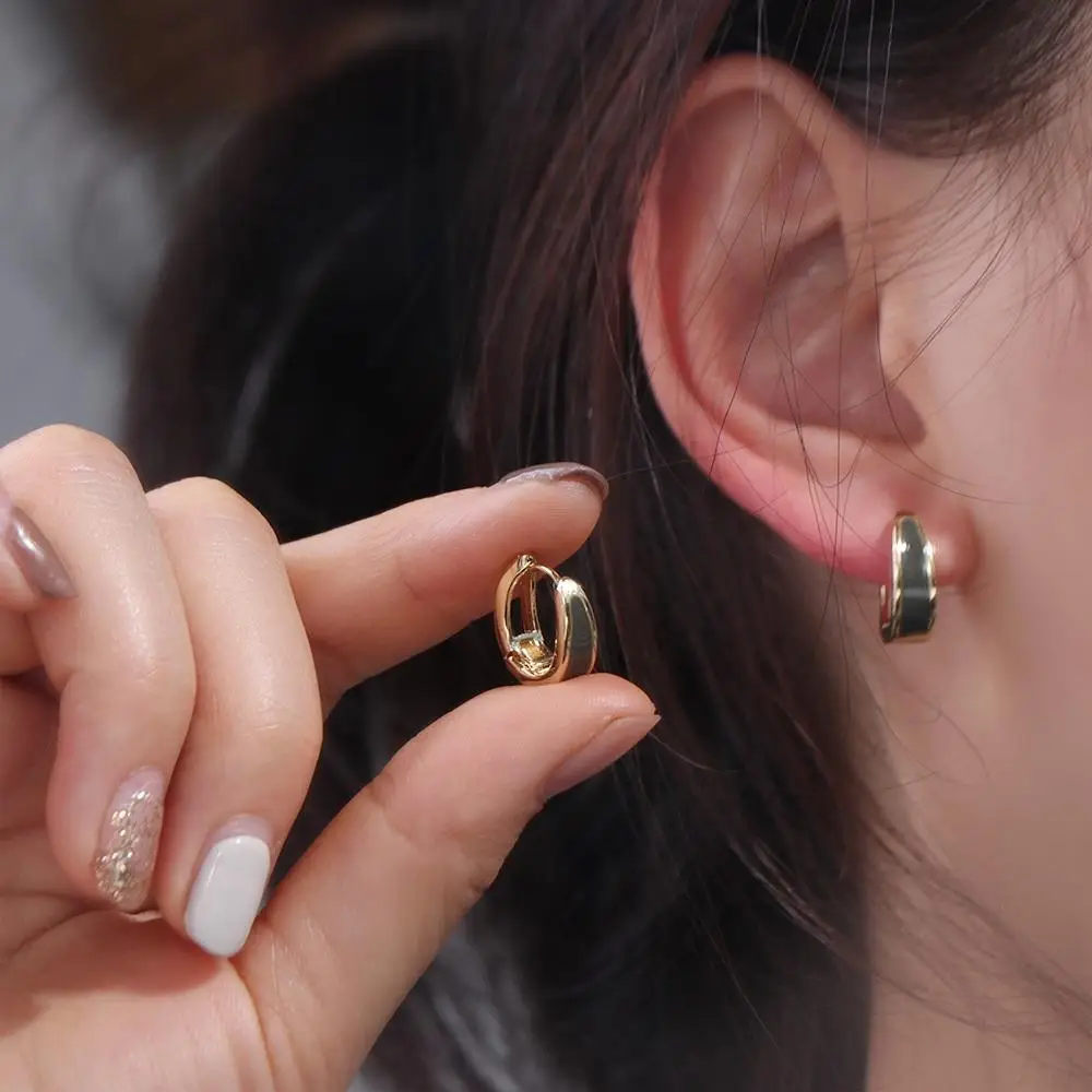 Minority Lady Party Temperament Dripping Oil Copper Huggie Earrings Korean Style Earrings Enamel Ear Buckle Women Hoop Earrings