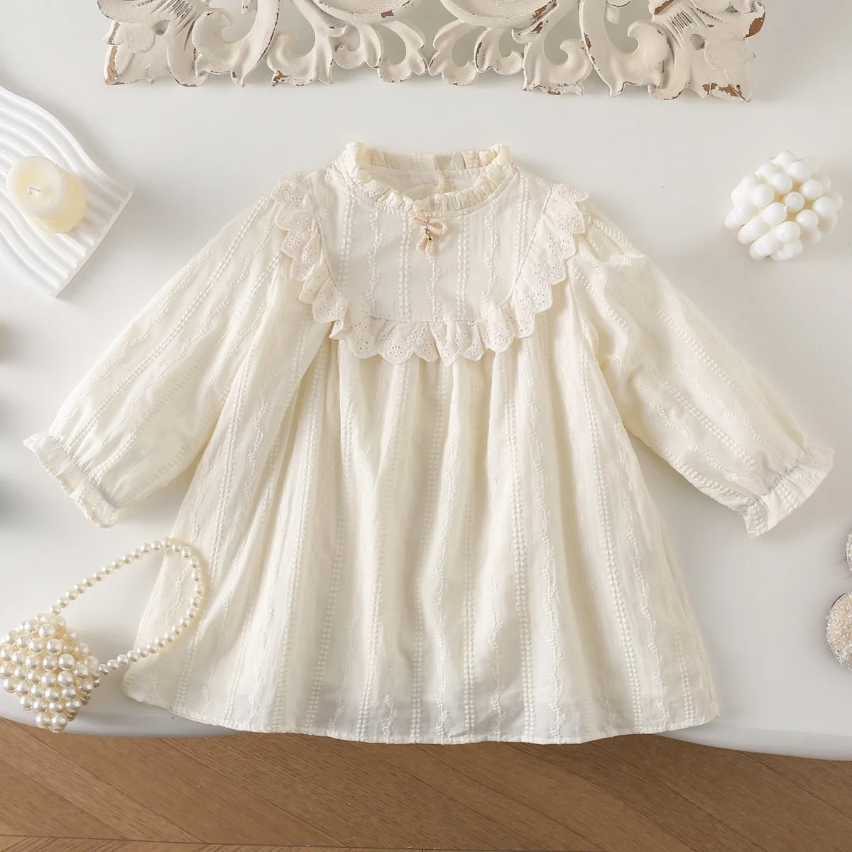 Baby Girls Dress Fashion Lace Carved High End Shirt Dress 2024 Autumn New Korean Style Childrens Princess Dress