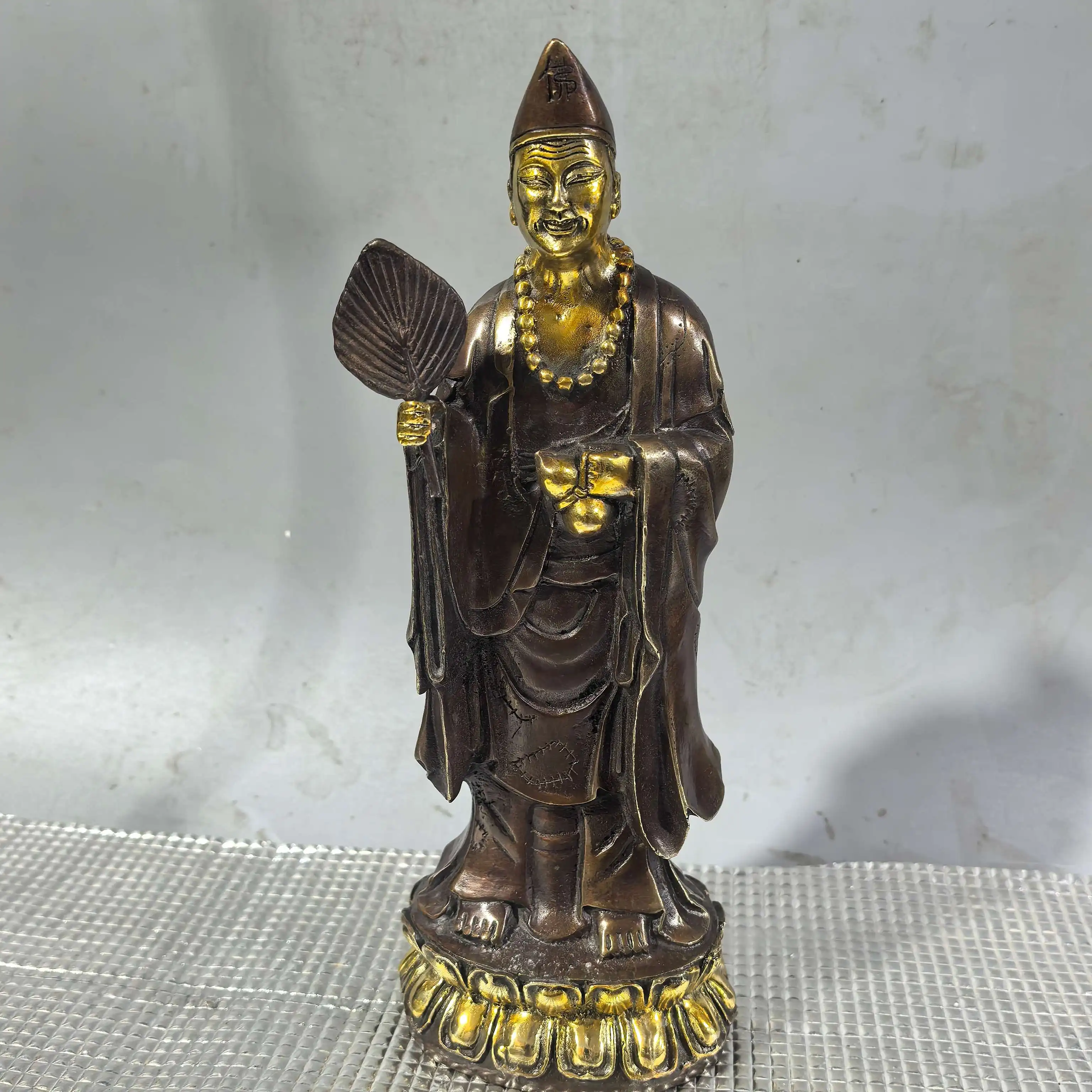 Pure copper Jigong Living Buddha ornament gilded purple copper retro Taoist monk bronze statue home Buddhist hall offering
