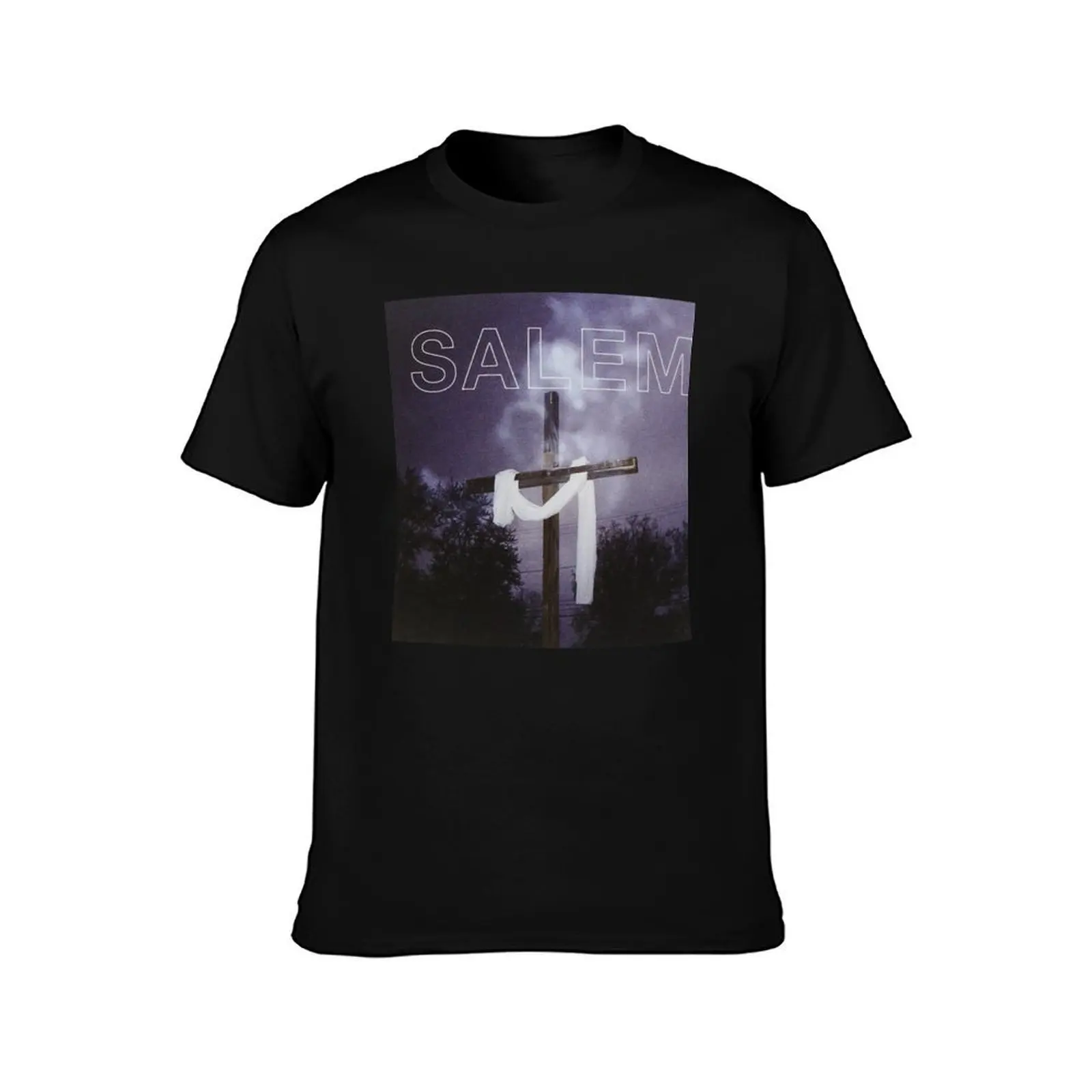 Salem - King Night T-Shirt Plus Size Lightweight Tee Shirt